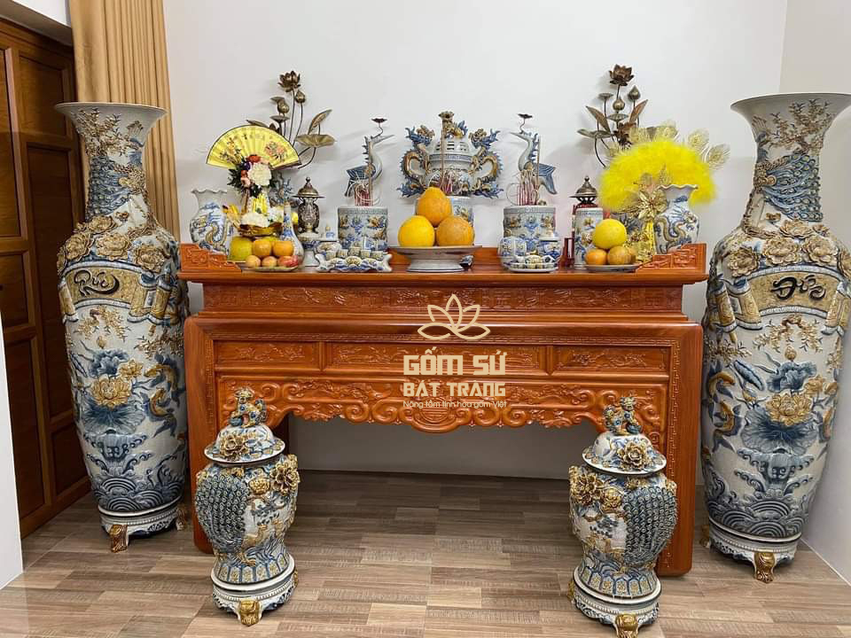 Bộ đồ thờ men rạn Từ Đường Bộ đồ thờ men rạn Từ Đường tại nhà chị Thảo ở thành phố Thanh Hóa