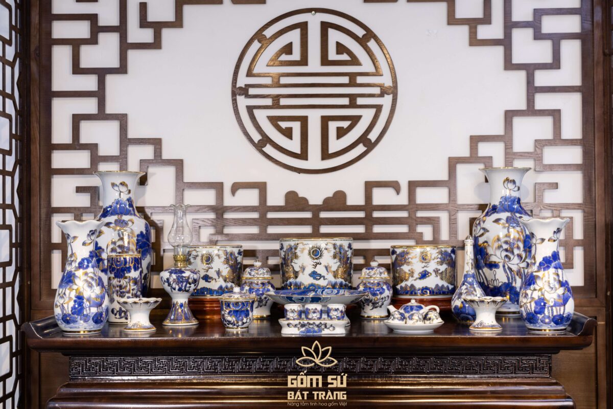 Chân nến Hoa Sen vẽ vàng chan nen hoa sen ve vang 5