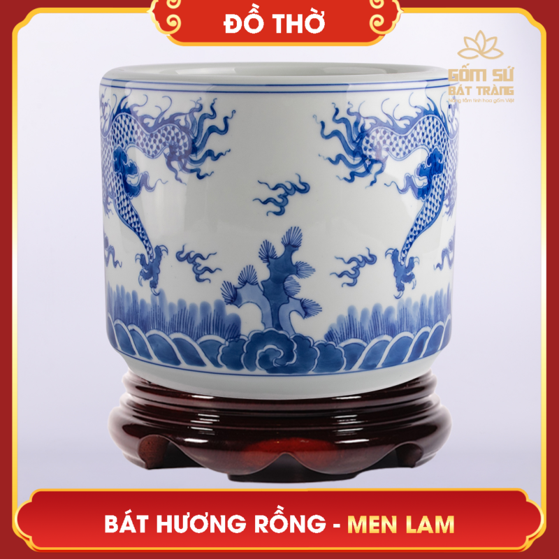 Bộ đồ thờ 10 món - Top 3 bộ phù trợ Gia Đạo An Khang Bát hương Lưỡng Long Chầu Nguyệt men lam được làm bằng gốm sứ cao cấp, nung ở nhiệt độ cao nên rất bền và đẹp. Men lam là loại men gốm có màu xanh lam đặc trưng, rất sang trọng và quý phái.