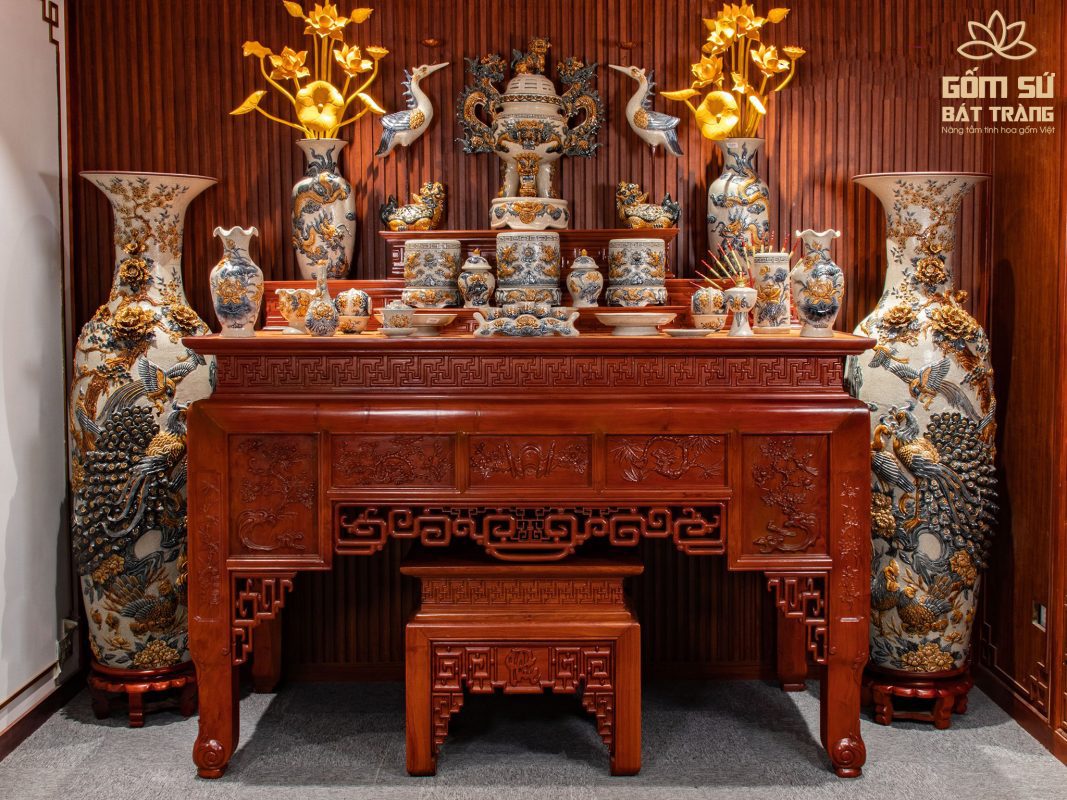 So sánh bộ đồ thờ bằng gốm Bát Tràng và Chu Đậu bo do tho bang gom 14