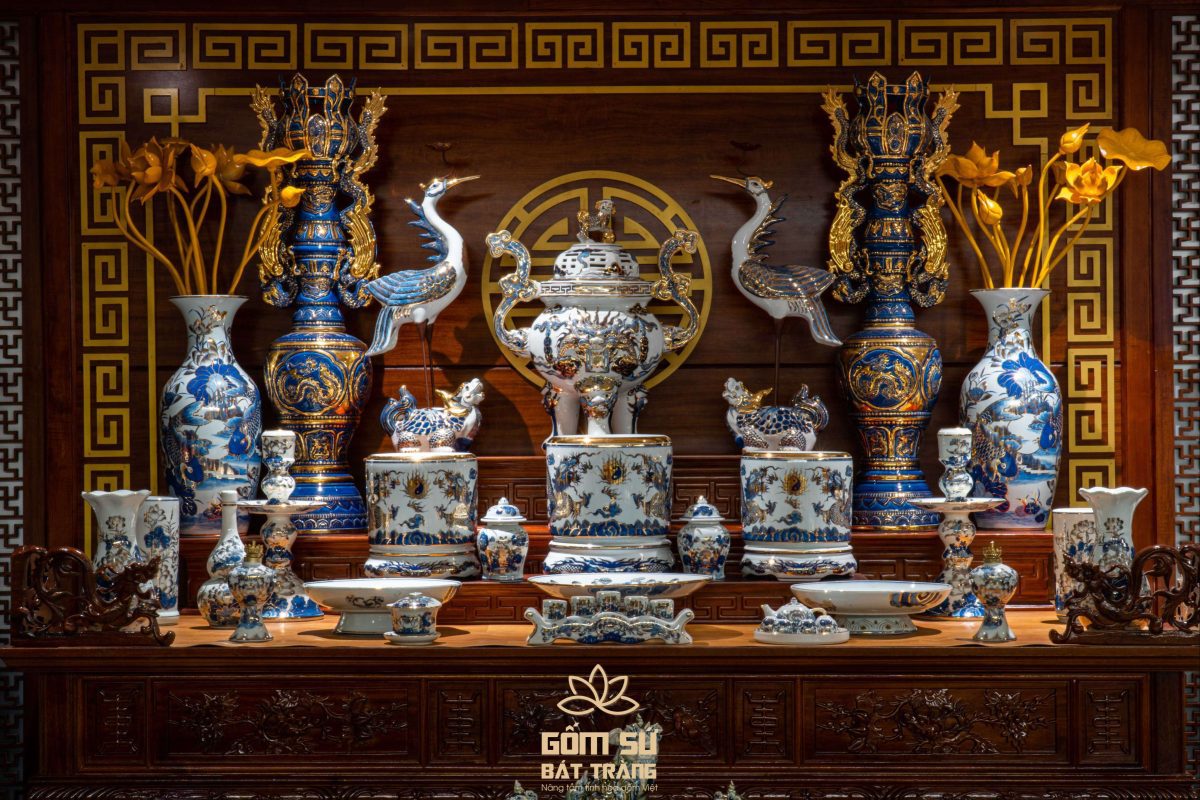 So sánh bộ đồ thờ bằng gốm Bát Tràng và Chu Đậu bo do tho bang gom 16