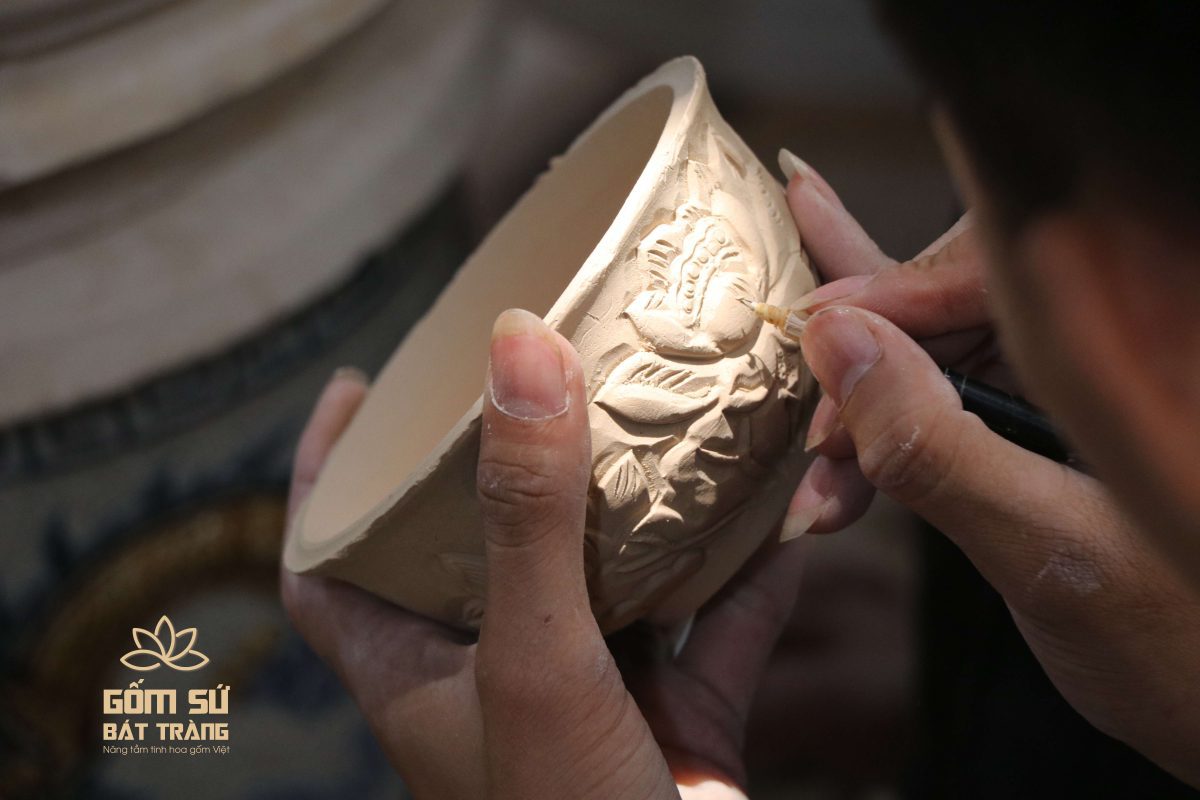 So sánh bộ đồ thờ bằng gốm Bát Tràng và Chu Đậu bo do tho bang gom 9