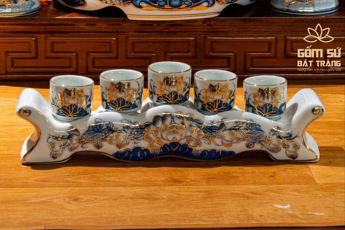 Một Bộ Đồ Thờ Cúng Đầy Đủ Gồm Những Gì? (Danh Sách Chi Tiết 2025) mot bo do tho cung day du gom nhung gi 11