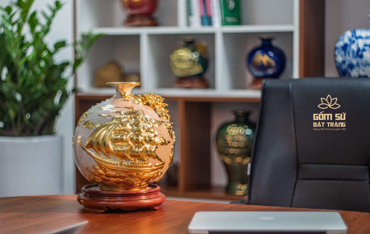 binh hut tai loc cho nguoi menh hoa 16