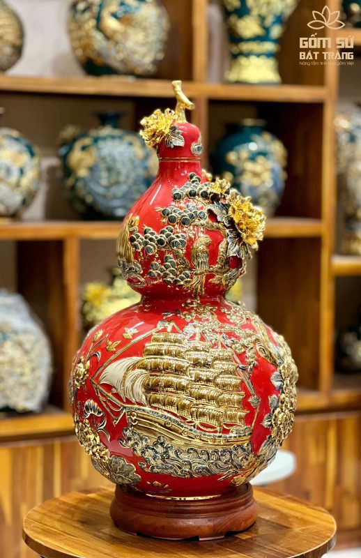 binh hut tai loc cho nguoi menh hoa 22