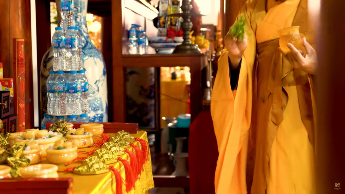 binh hut tai loc cho nguoi menh moc 22