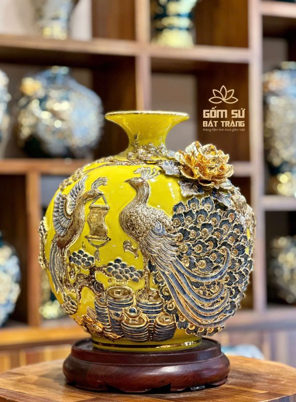 chon binh hut tai loc cho nguoi menh kim 4