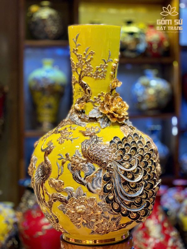 chon binh hut tai loc cho nguoi menh kim 6