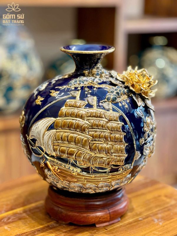 chon binh hut tai loc cho nguoi menh thuy 4