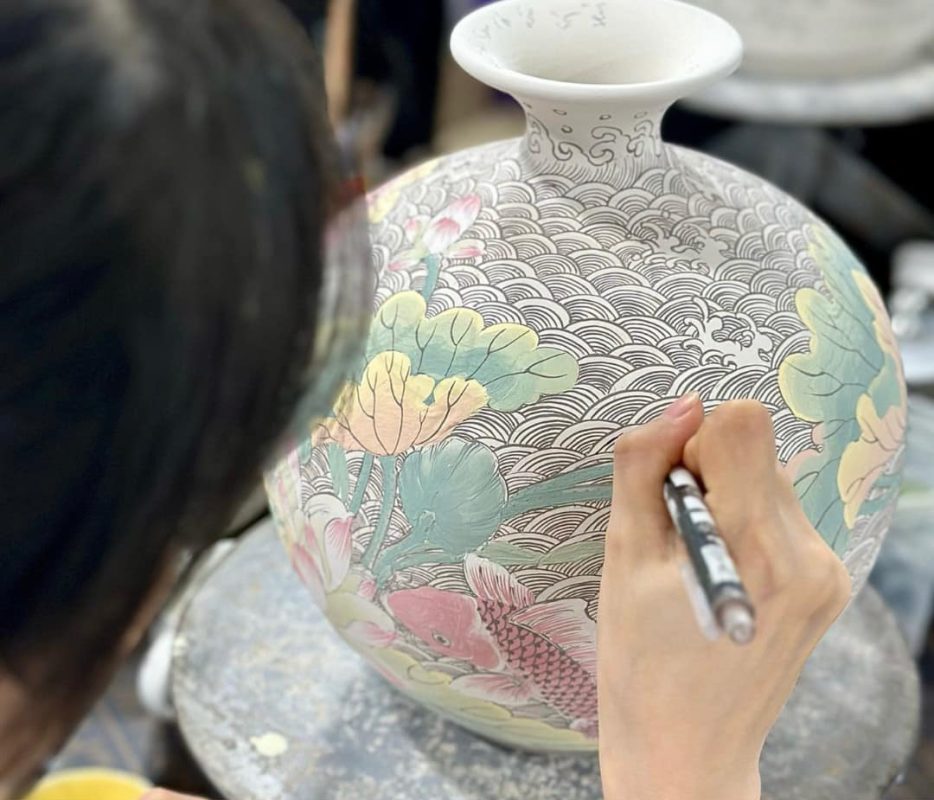 Bình tài lộc vẽ vàng Sen Phú Quý H30 binh hut tai loc gom bat trang 22