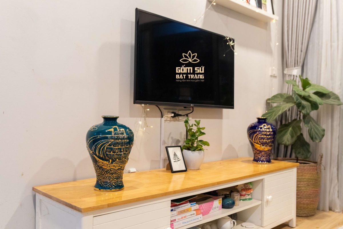 Bình tài lộc vẽ vàng Sen Phú Quý H30 binh hut tai loc gom bat trang 39